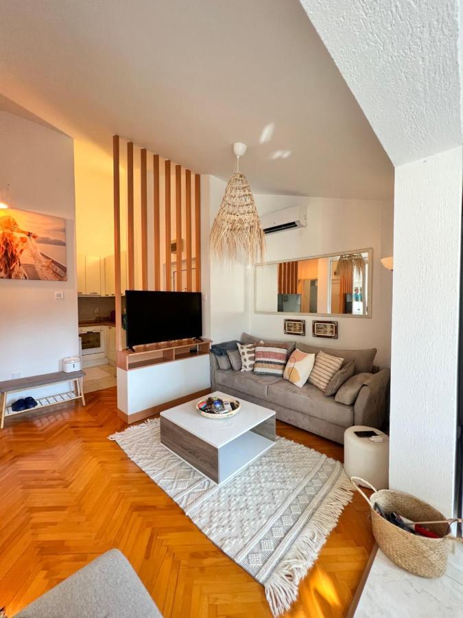 Bamboo House Apartment