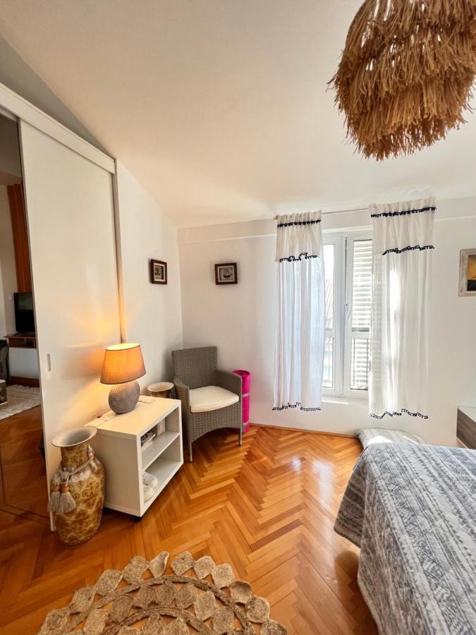 Bamboo House Apartment *